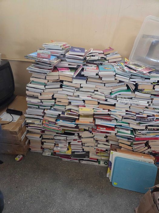 Carti in limba franceza