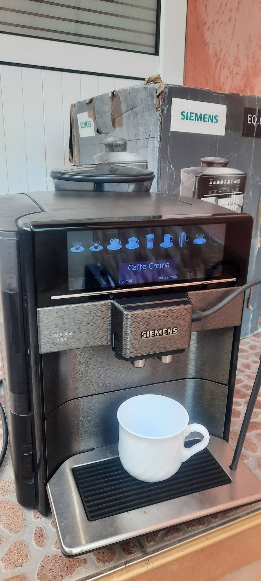 КафеМашина Siemens  EQ6Plus Като нова