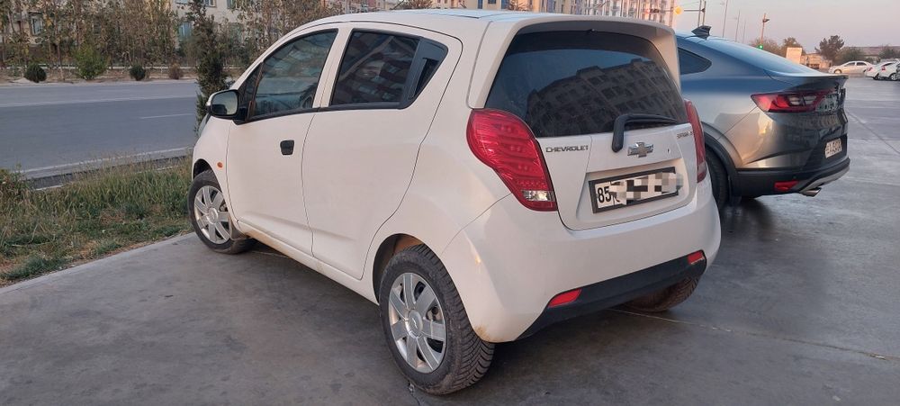 Chevrolet spark 2011