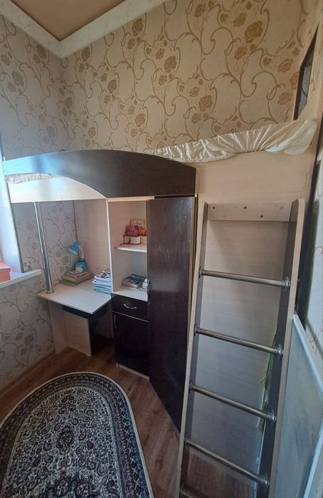 Б/у мебел сотилади