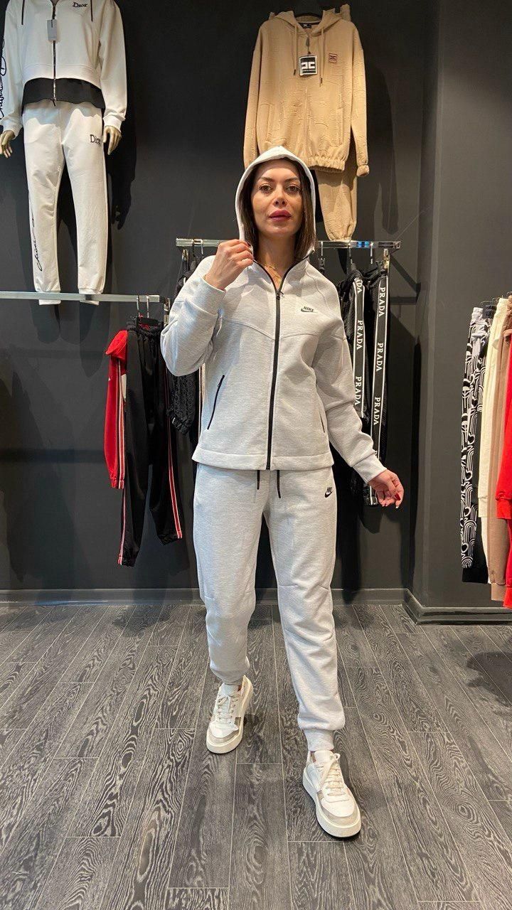 Нови мъжки екипи nike tech fleece