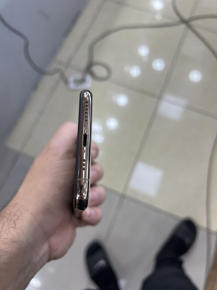 Iphone xs gold ideal holatda