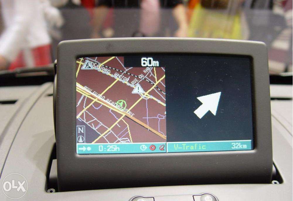 SDCard Renault Dacia Harti GPS Tomtom Activare Android CarPlay RLink