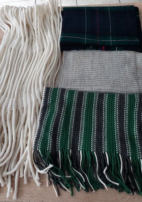 Дамски лот от 4бр.топли шалове есен/зима