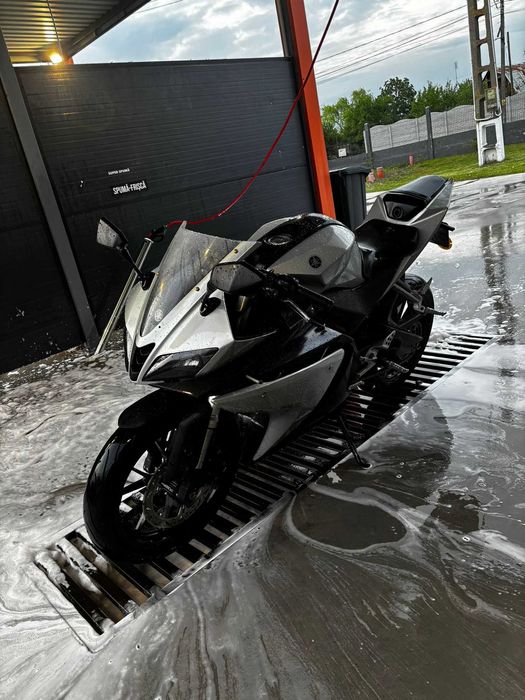 Yamaha YZF R125 2014