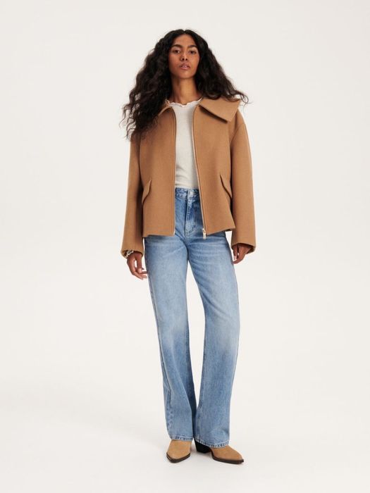 Жакет Reserved L бежов и Oversized черен елек Reserved M