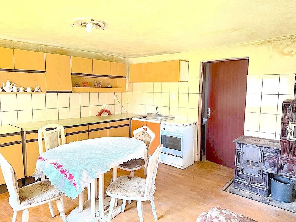 Casa + teren 1825 mp, la E60, Gheghie