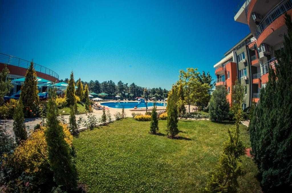 Продава се Тристаен апартамент в к.к. Елените - 111 кв.м за 856 €/кв.м - Снимка #15
