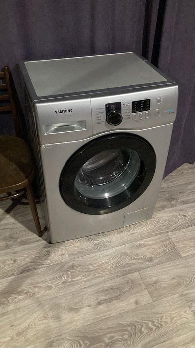 Стиральна машина самсунг