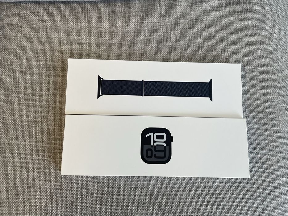 Apple Watch 10th, 46mm, Jet Black