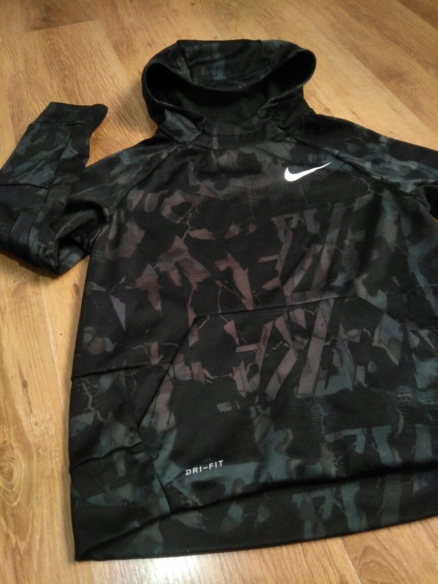 Hanorac Nike Dri Fit mărimea 10 ani