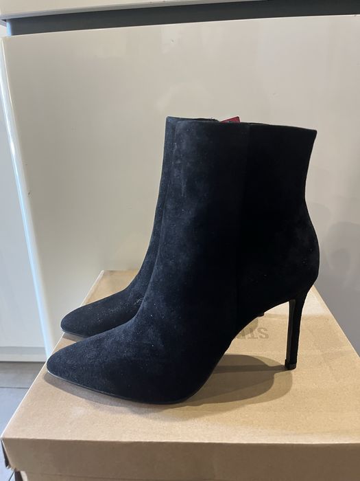 Елегантни дамски боти Steve Madden номер 40