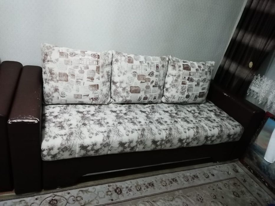 Продам мягкий уголок 3×2×1