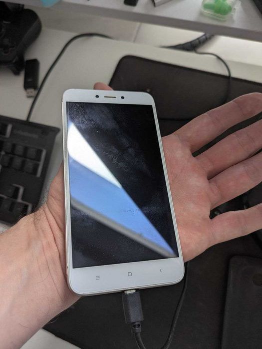 Телефон Redmi 4X