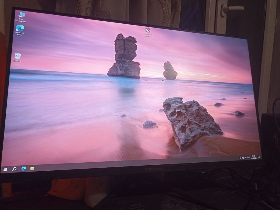 Монитор Antteq 27", 144 Гц
40 Герц