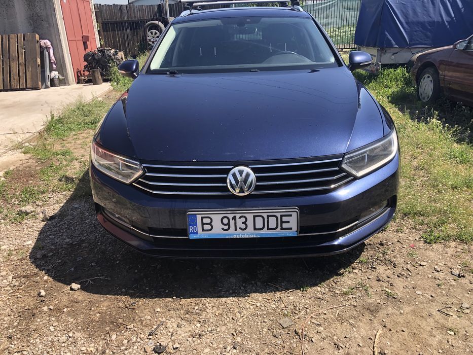 Bara fata Vw Passat B8 cu 6 senzori de parcare albastra LH5X 1.6 dcxa
