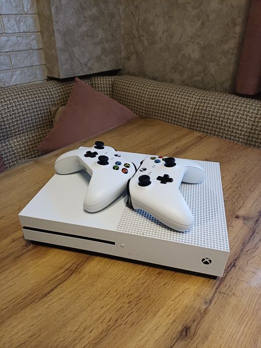 Xbox one s на 1 tb