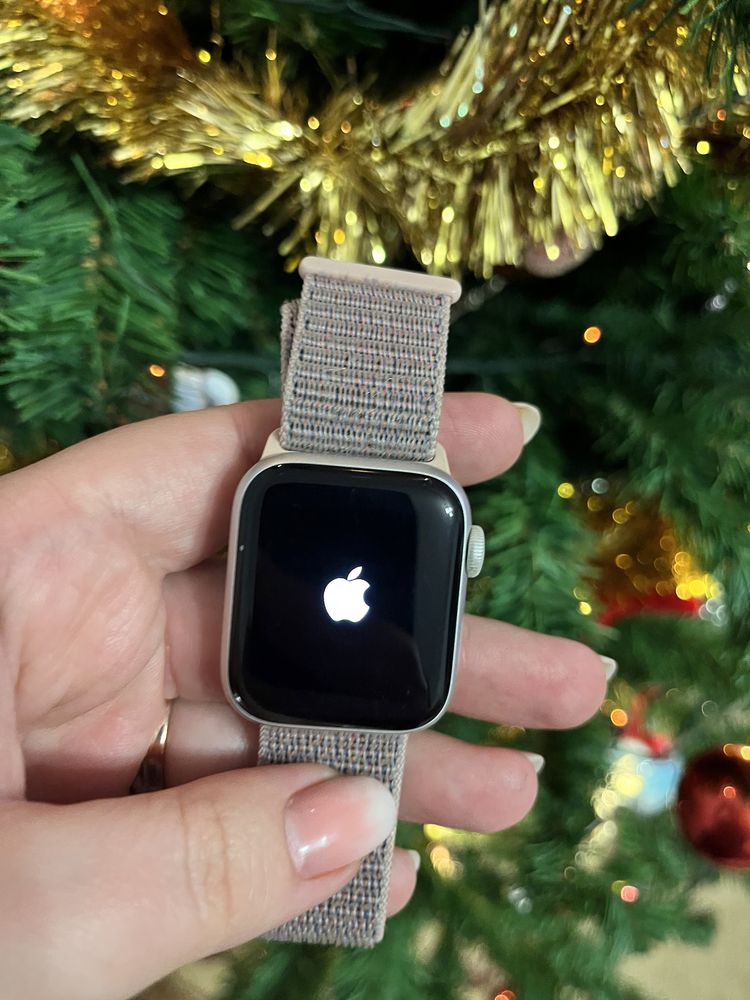 Apple Watch 40mm, Series 5, argintiu