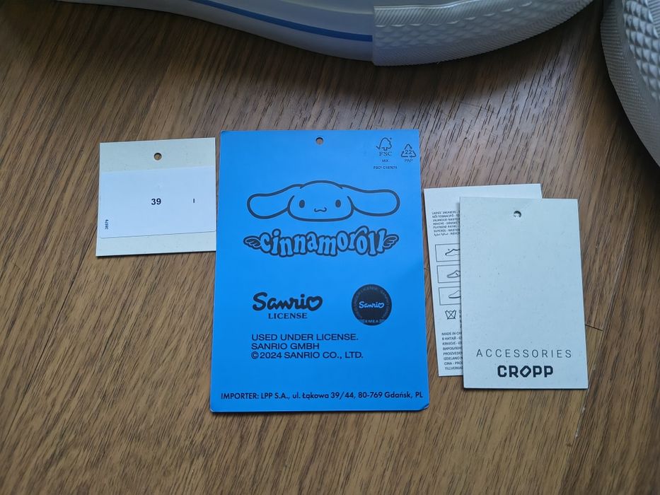 Cropp обувки Sanrio Cinnamoroll