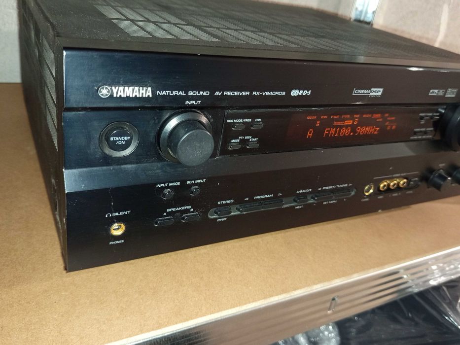 Мощен 6.1 ресивър Yamaha RX-V640RDS