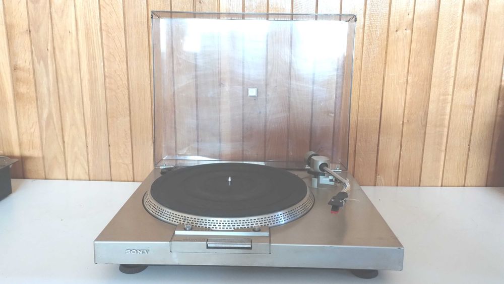 pt discuri vinil un pickup Sony PS T1 direct drive