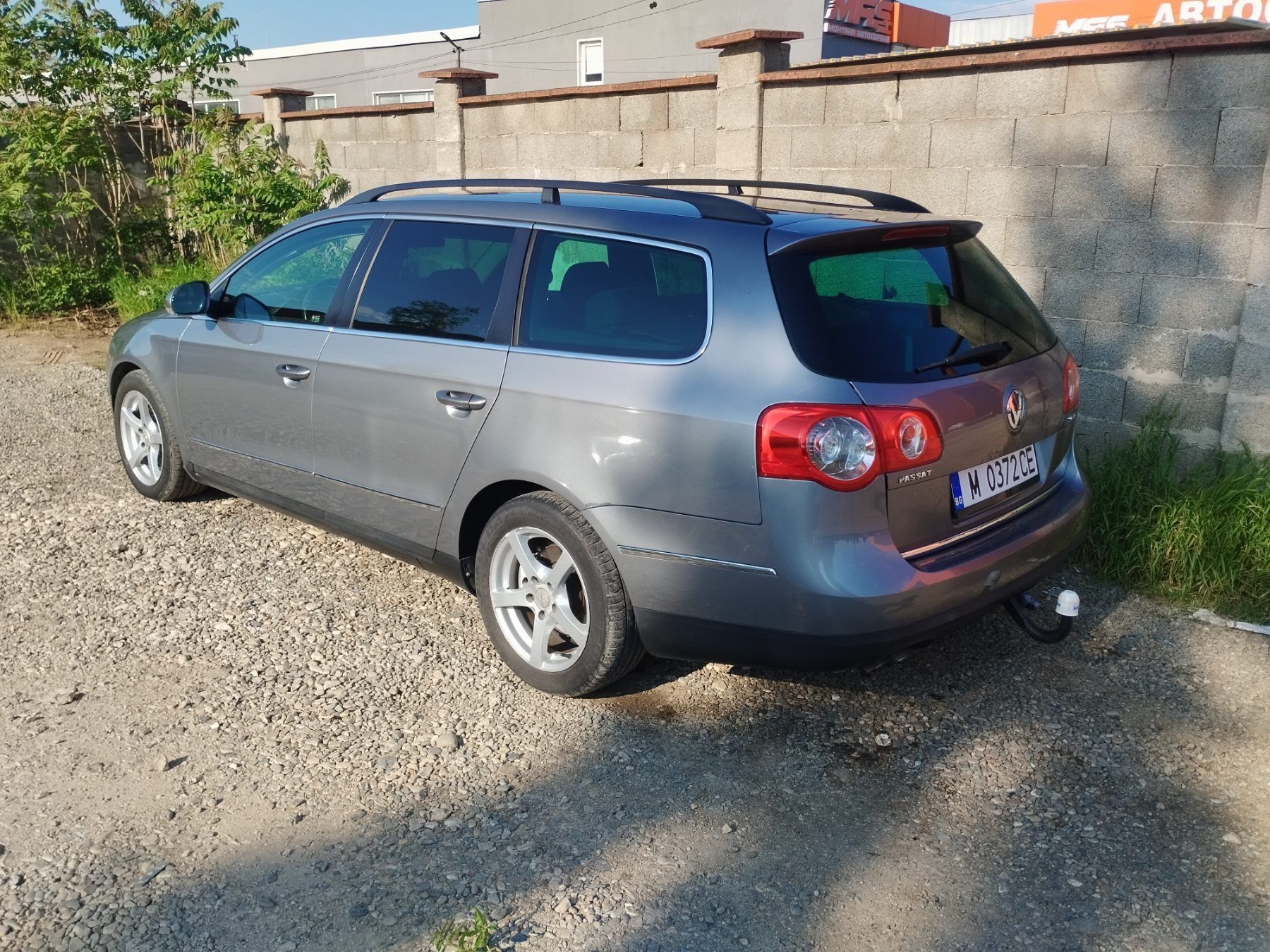 Продавам Passat B6