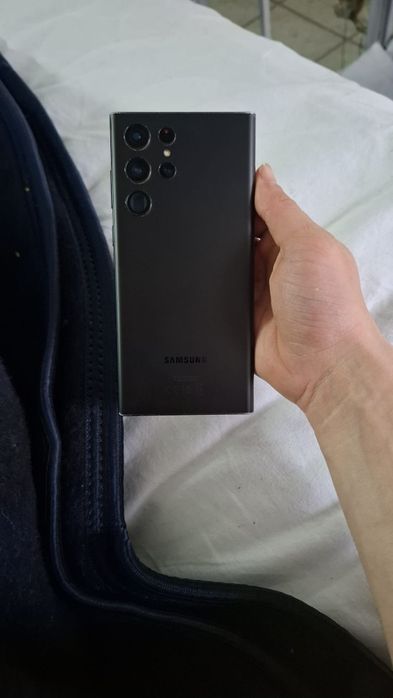 Schimb/Vand Samsung Galaxy S22 Ultra 5G