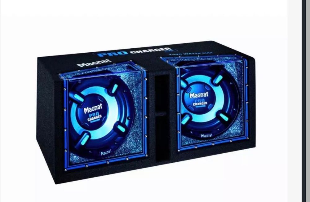 Усилвател Magnat Black Core Four + субуфер кутия Magnat