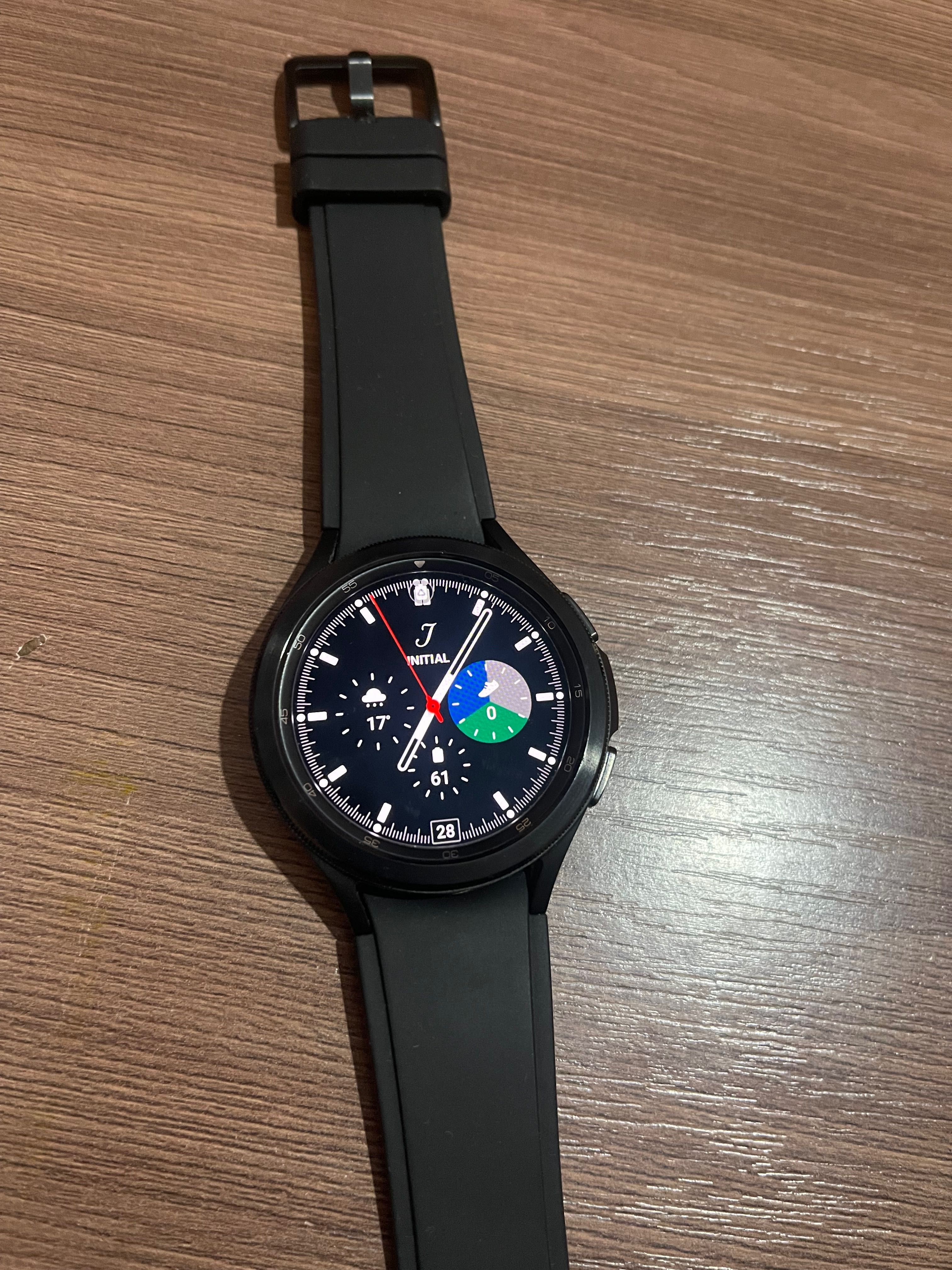 Смарт часы Samsung galaxy Watch4 Classic