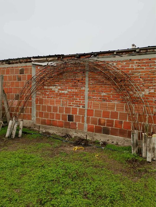 Продава се оранжерия