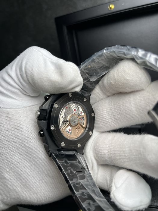 Часовник Audemars Piguet НАМАЛЕН!