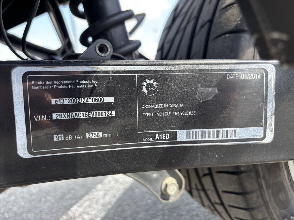 Can am spyder bombardier 2015