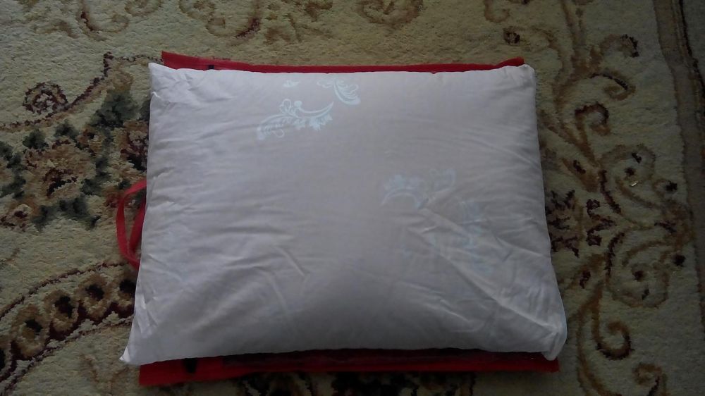 Продам подушку лечебную