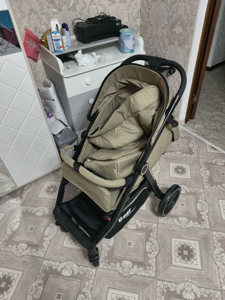 Продается коляска
