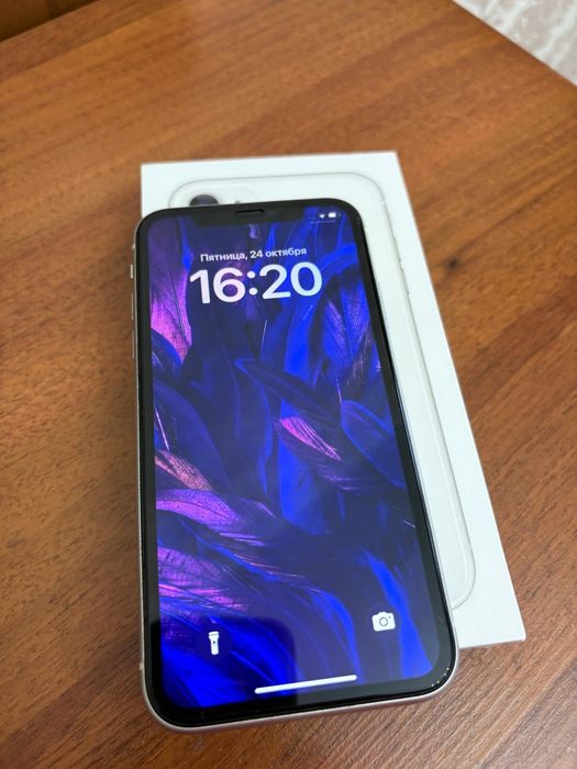 Продам iPhone 11