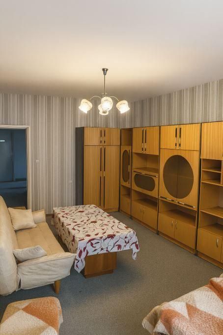 Тристаен апартамент в района на Чаталджа!