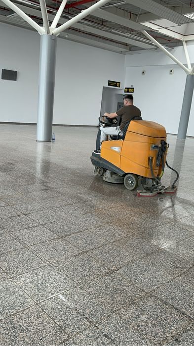 Curatenie hale industriale curatenie  parcare