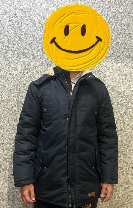 Продам детскую куртку Аляска