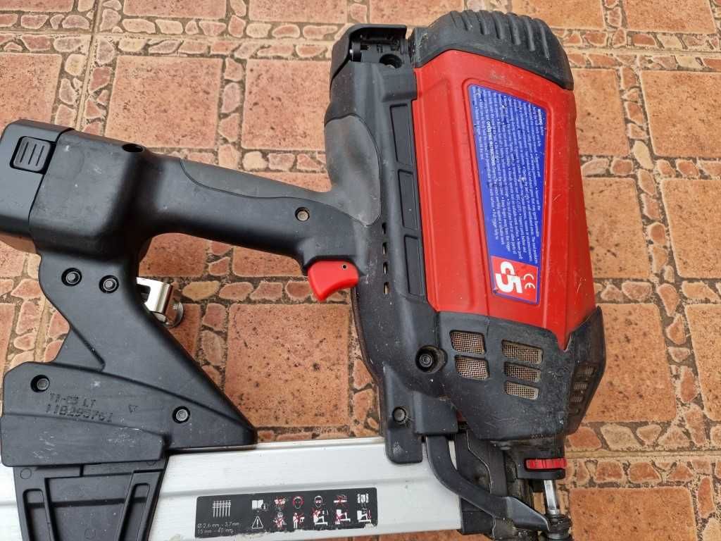 Pulsa P800 - Power Fast Max RB - акумулаторни такери за пирони