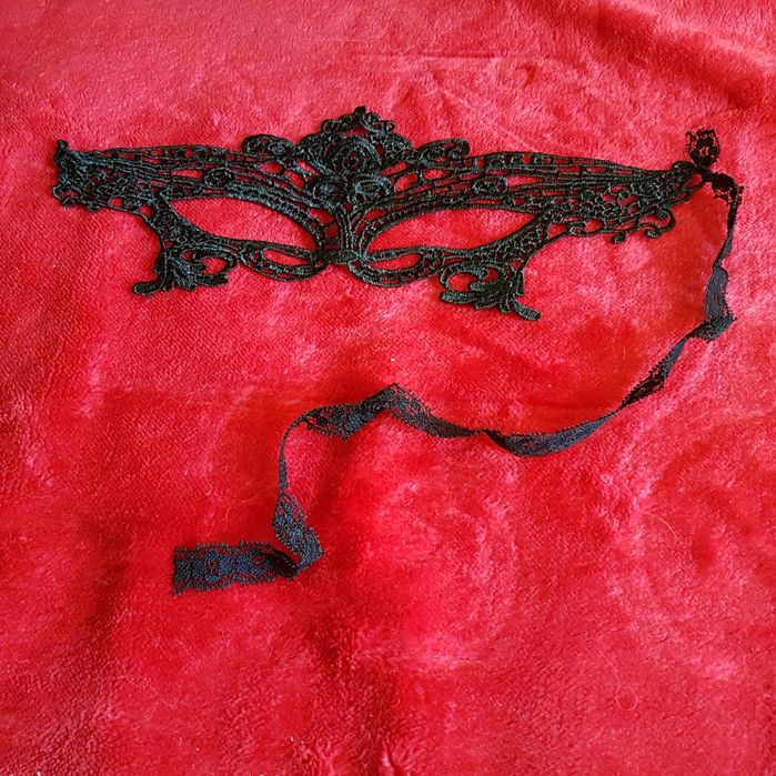 Маски еротични нови