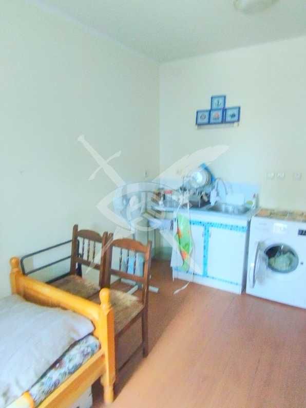 Тристаен апартамент в Руен 63811
