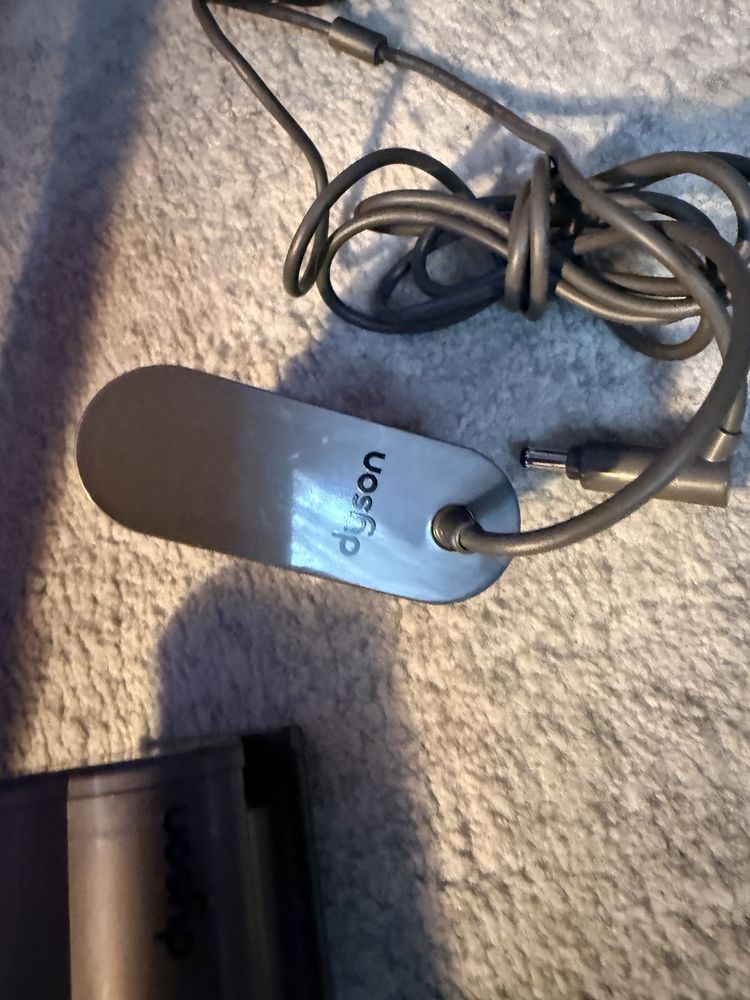 Aspirator dyson v7 motorhead impecabil