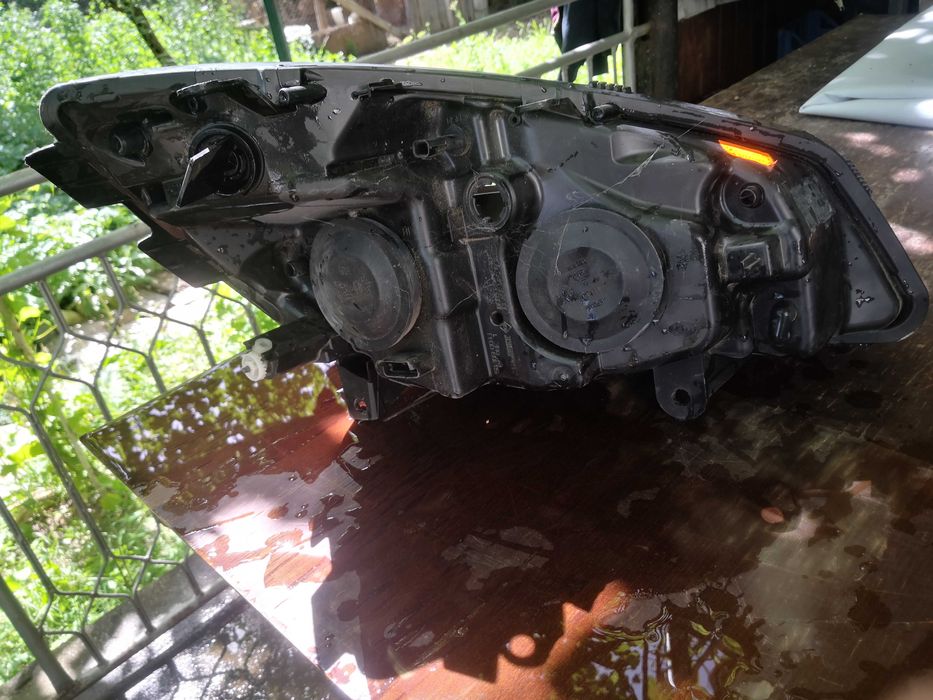 Ляв фар за Renault Scenic/ Рено Сценик 2003 - 2009