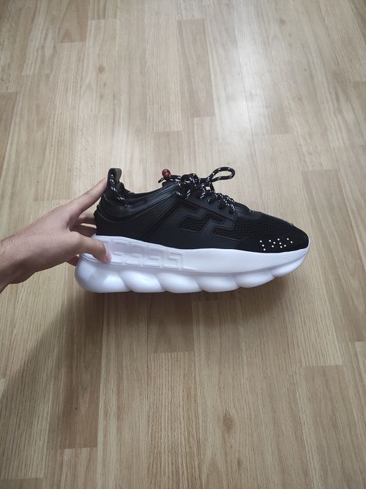 Versace chain reaction black and white