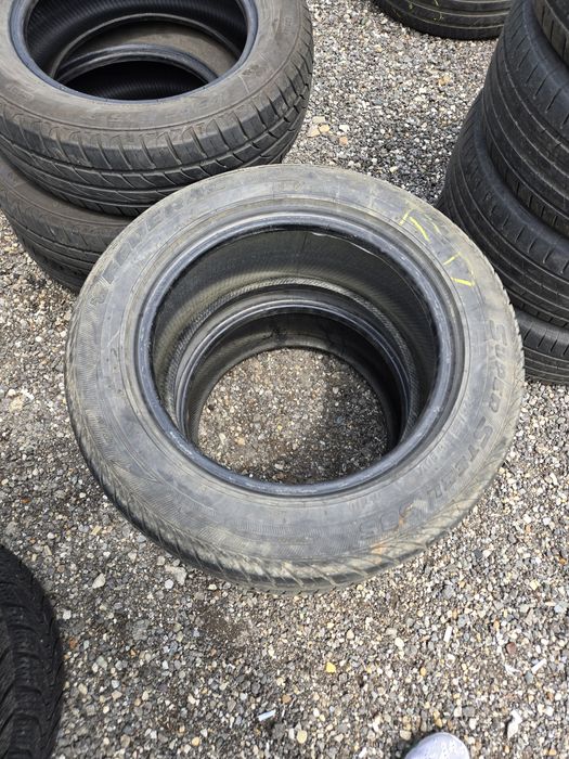 2 Cauciucuri IARNA 225 55 16 Stare Perfecta Pret 350 lei