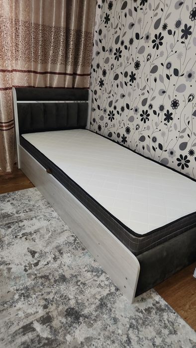Односпальные кровати, 2 шт