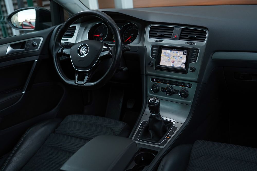 VW GOLF 7 BUSINESS 2015 2.0TDI 150CP / Rate / Garantie /Transport