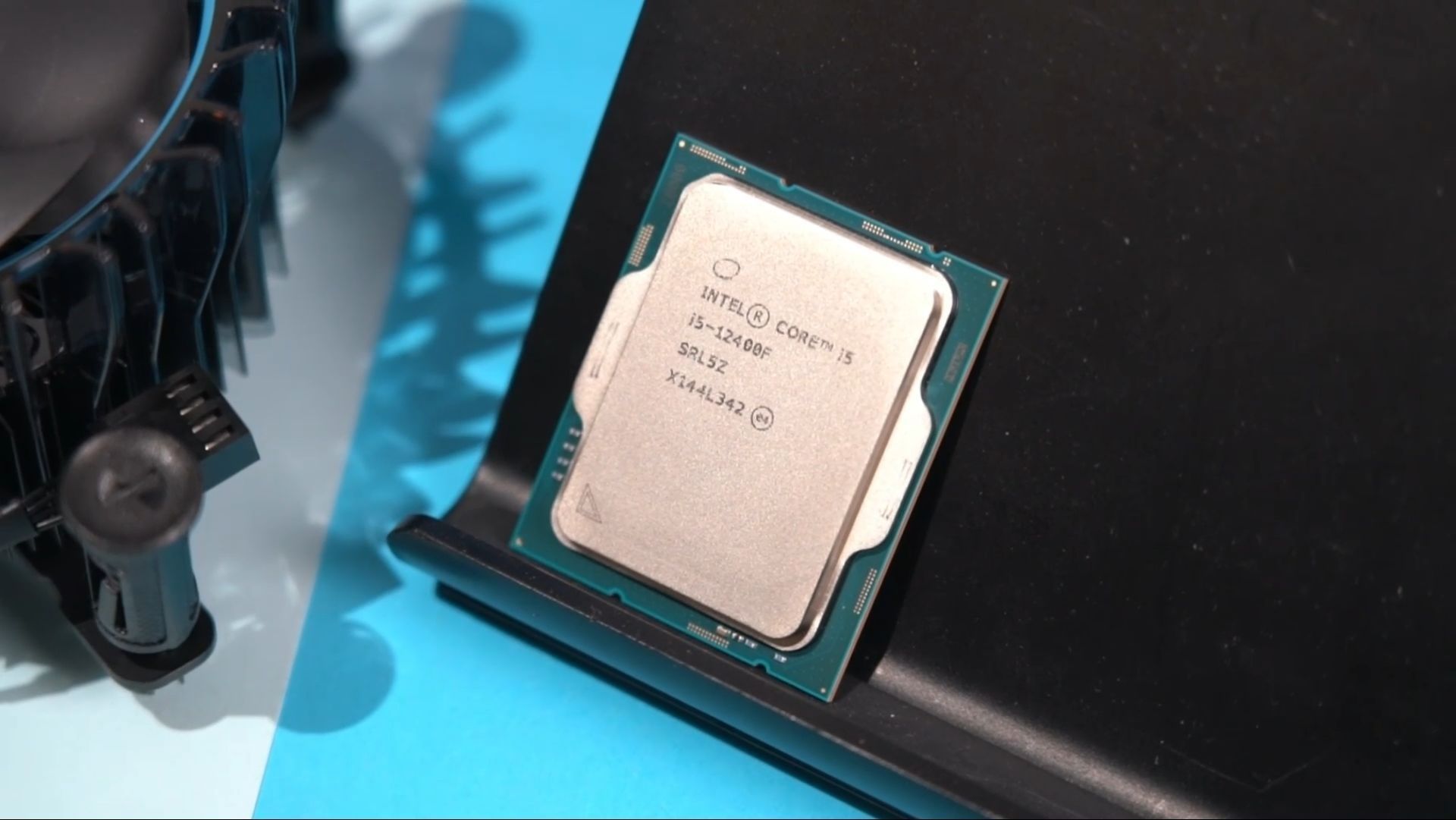 Игравой процессор i5 12400f