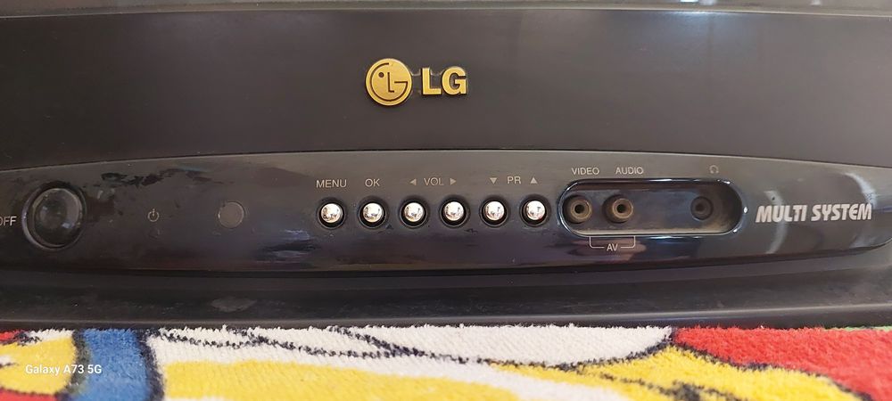 Продам телевизор