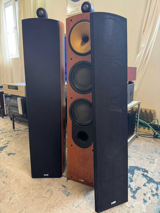 Bowers & Wilkins Nautilus 804